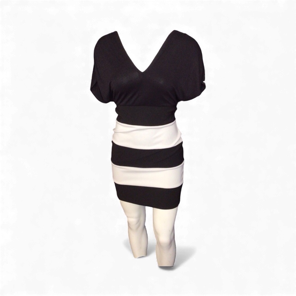 Guess Black and White Y2K Dress size small